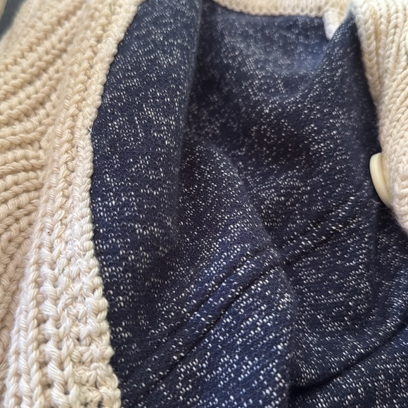 HOST PICK🎉🎉
We The Free Marco
Polo NWOT
FP OVERSIZED
Colour: Navy Combo - Picture 9 of 10